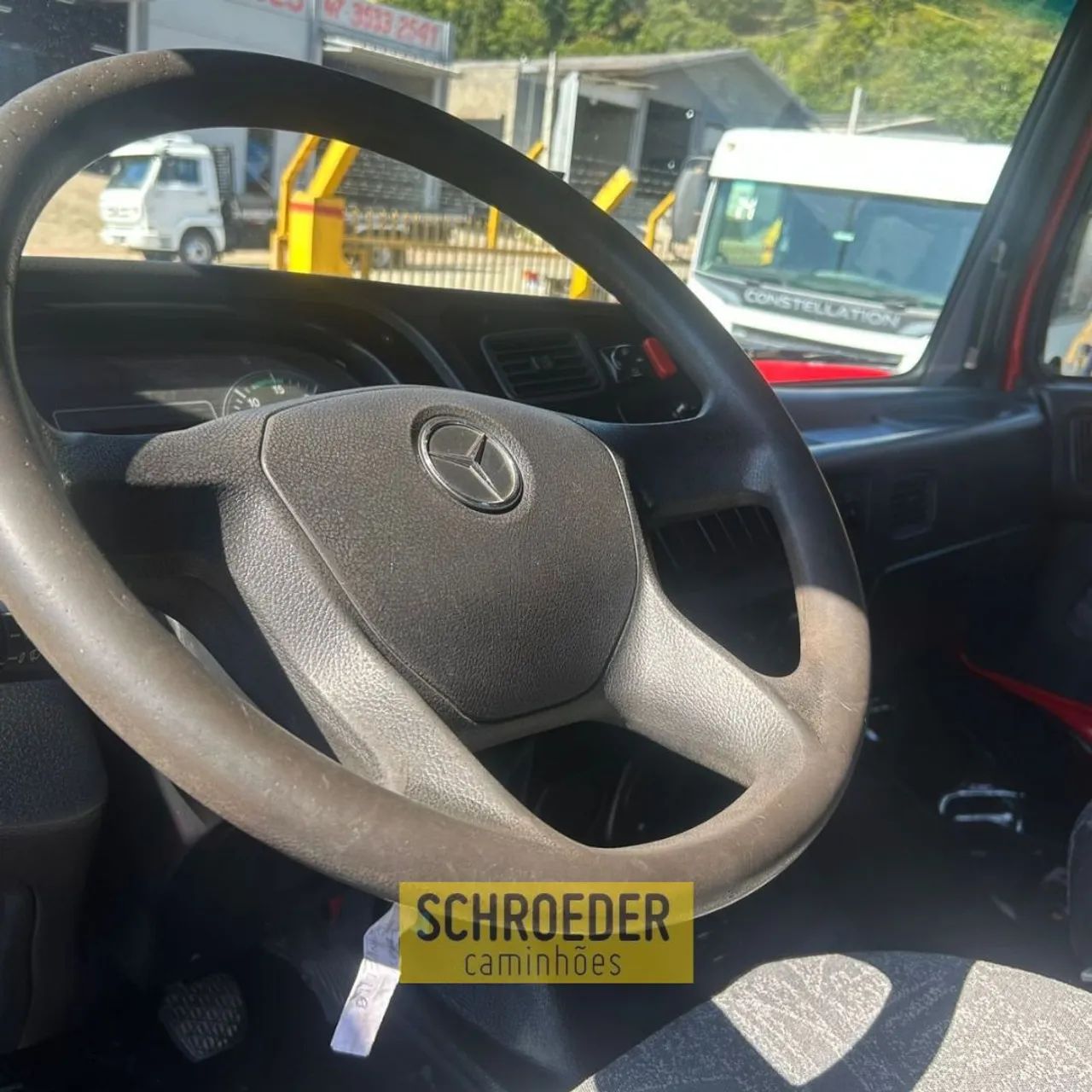Mercedes Benz Atron 2324 - Foto 7