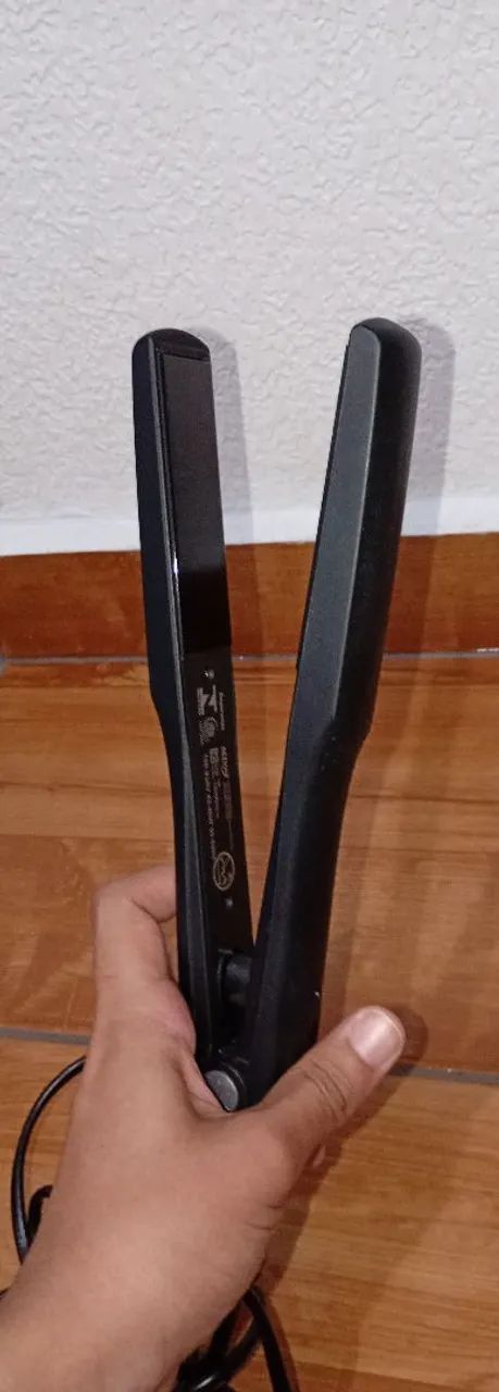 Vendo Prancha Taiff De Uso Profissional (NOVA)  - Foto 2