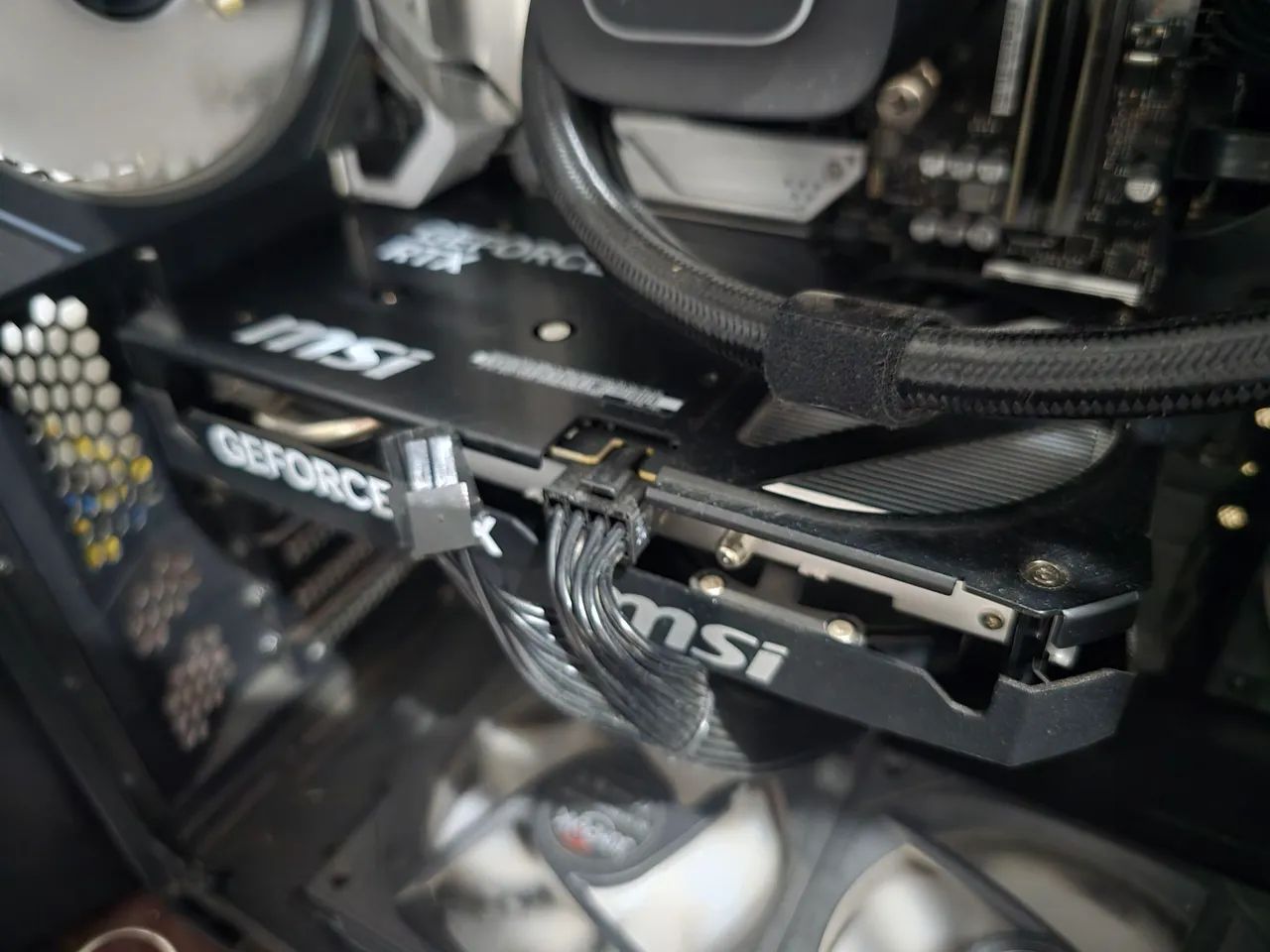 Rtx 5060ti 16gb MSI - Foto 3