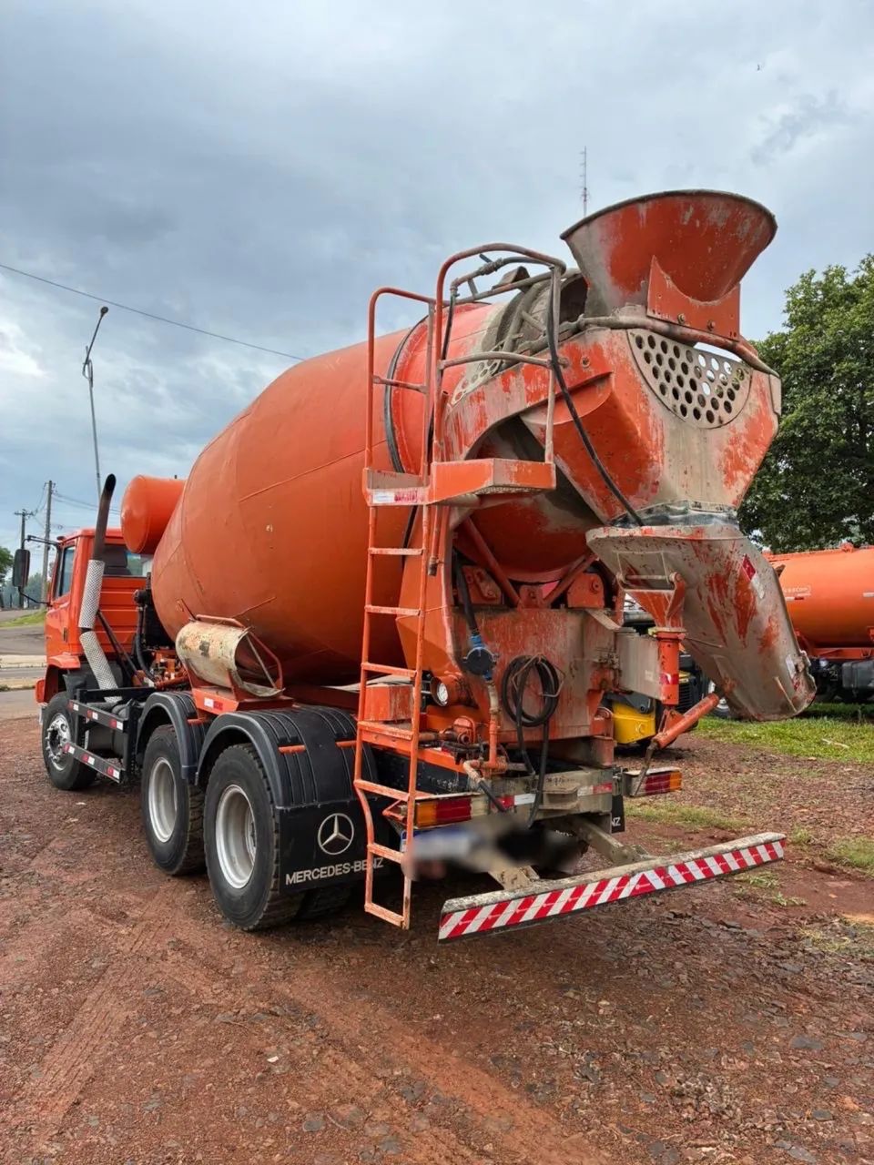 Caminhão 2726B Betoneira 