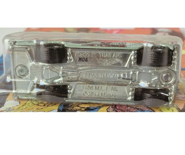 Hot Wheels Premium X-Men 64 Chevy Nova Delivery - Foto 5