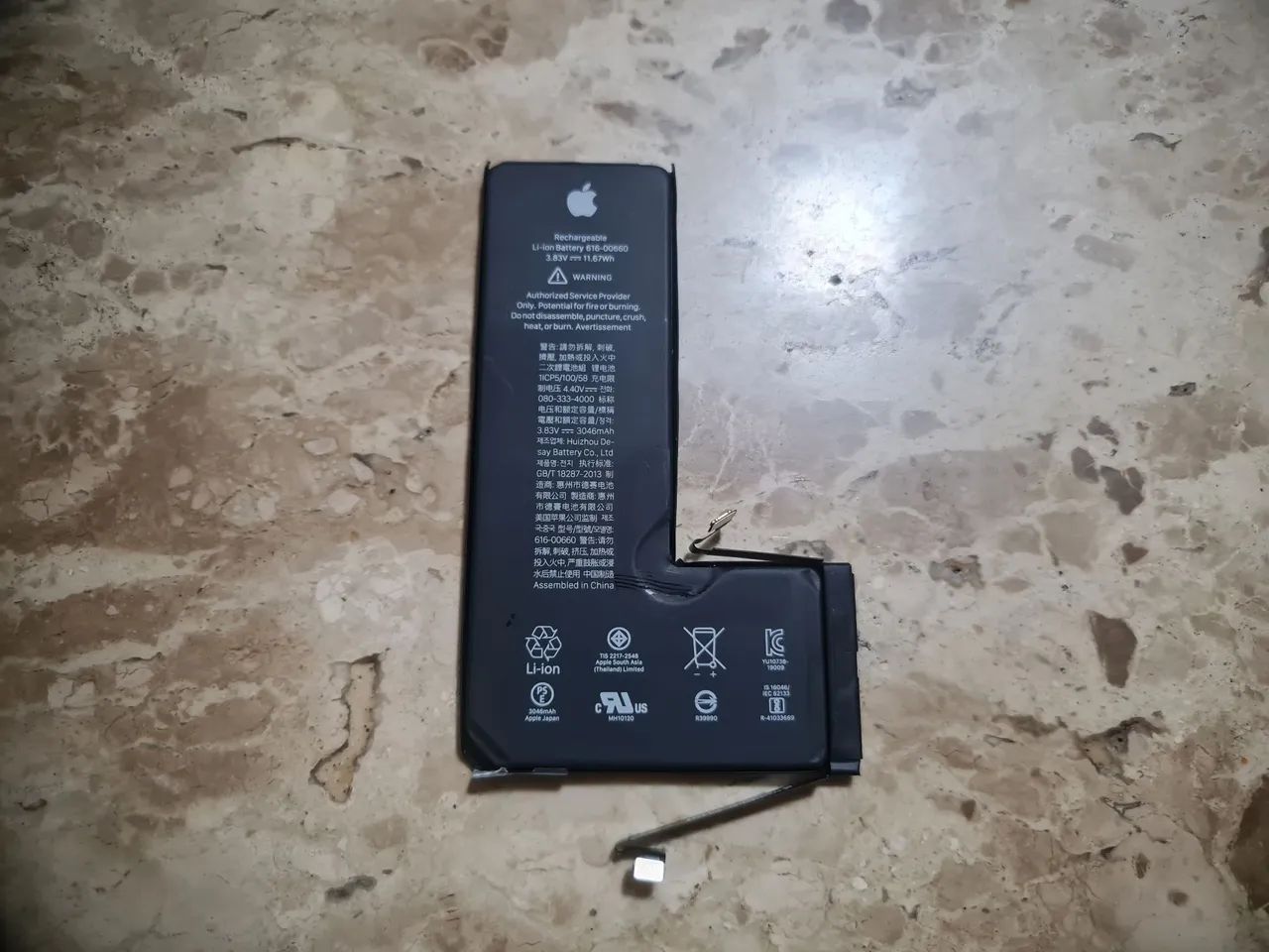 Bateria Original iPhone 11 Pro 72% de Saúde - Apple - Foto 4