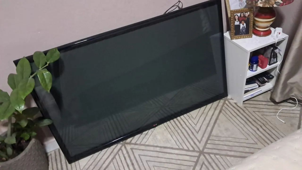 Tv LG 50 polegadas de plasma - Foto 2