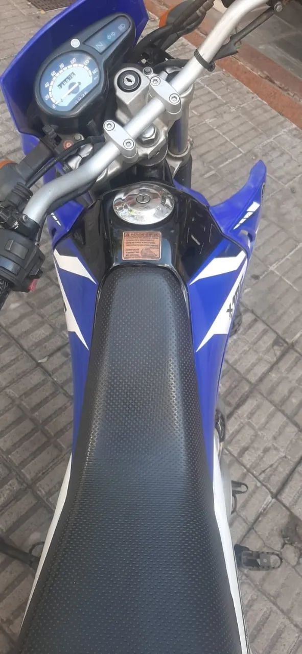 YAMAHA XTZ125 E - Foto 4