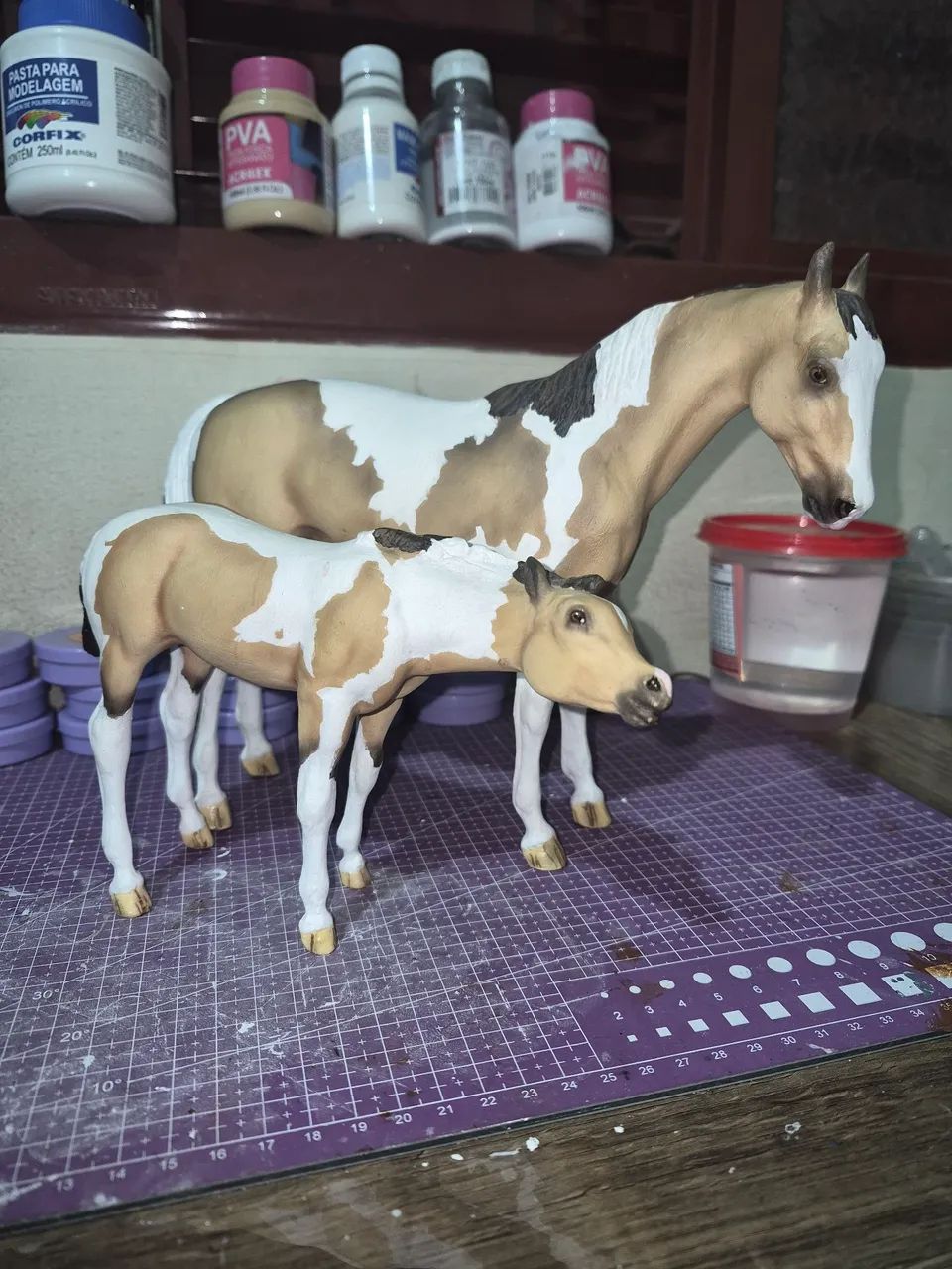 Cavalos da Breyer - Égua e potro