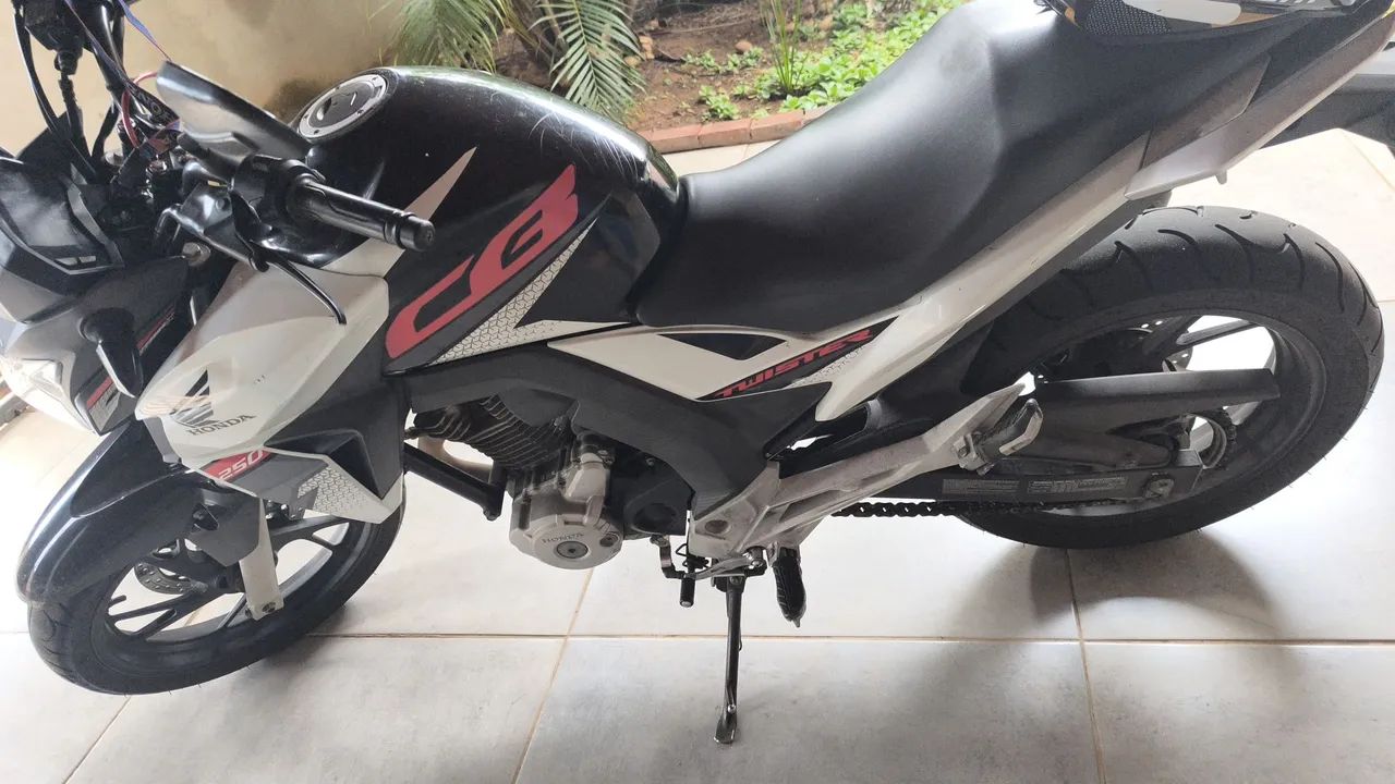 TWISTER  250 15,000 - Foto 2