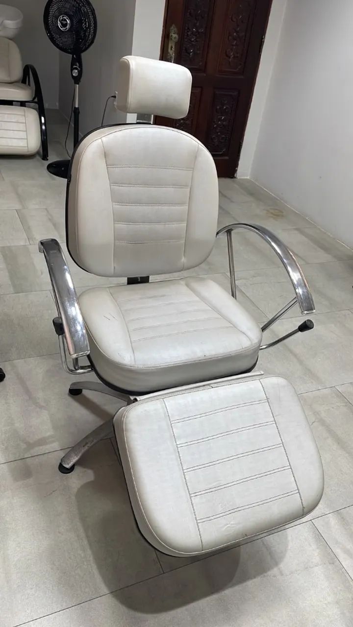 Cadeira de maquiagem reclinável