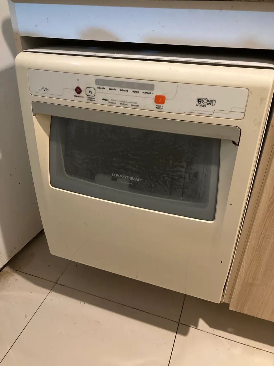 Máquina de lavar louça Brastemp 