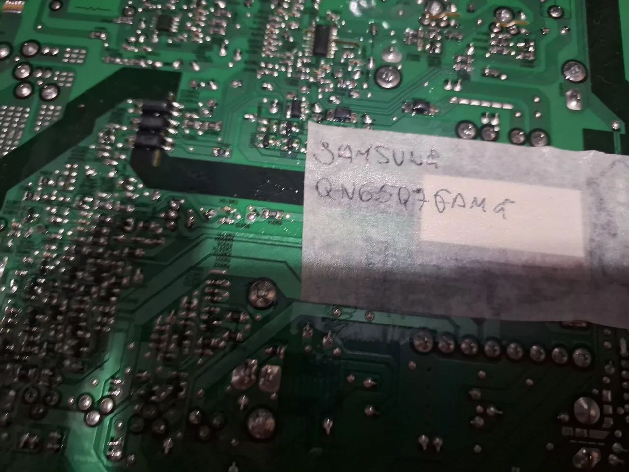 Placa fonte samsung qn65q7famg - Foto 3