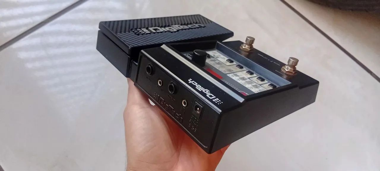 Pedaleira Digitech Guitarra