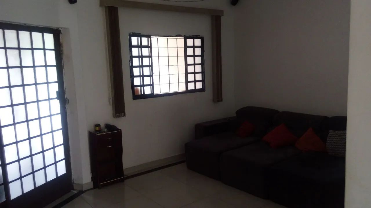 Casa em excelente localização. - Foto 2