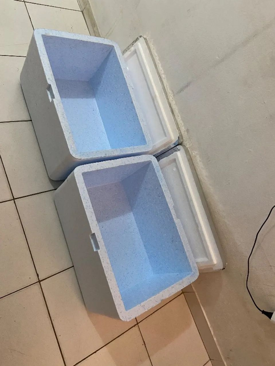 Caixa de isopor Novas 45L  - Foto 2