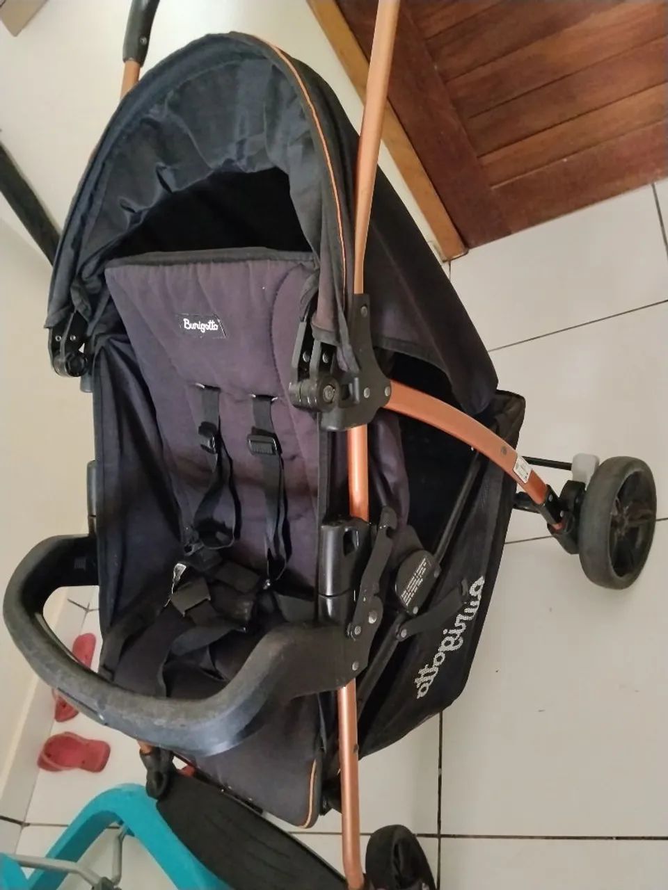 Carrinho e bebê conforto 