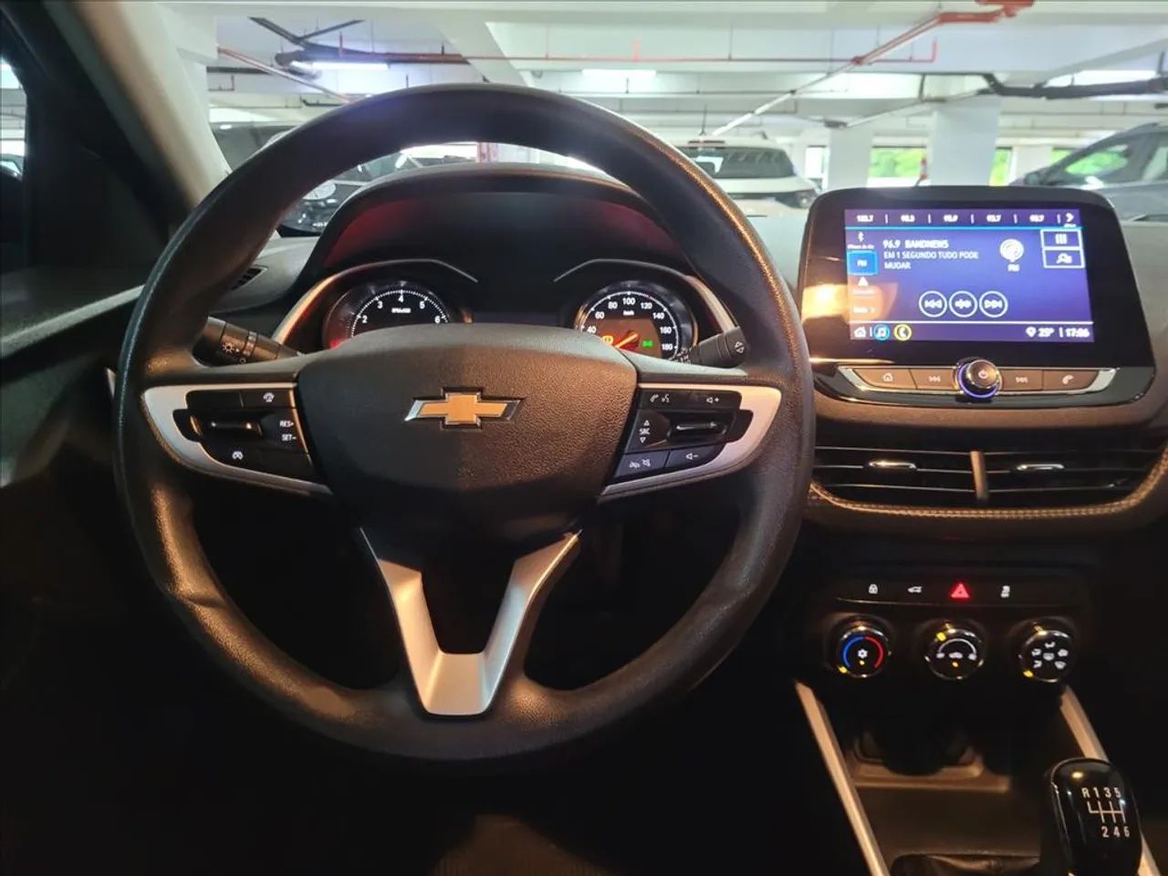 Chevrolet Onix Hatch LT 1.0 12V Flex Mec. 4P, foto 8 de 20