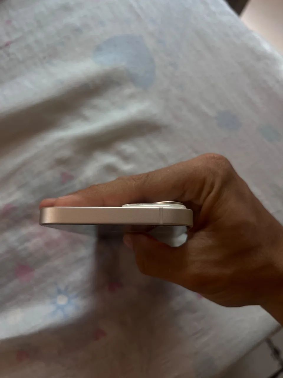 IPhone 14 normal branco 128 gb  - Foto 5