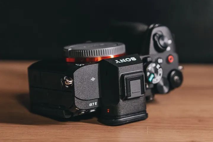 Câmera Mirrorless Profissional Sony A7 V Fullframe 4k 33mp (NOVA) - Foto 2