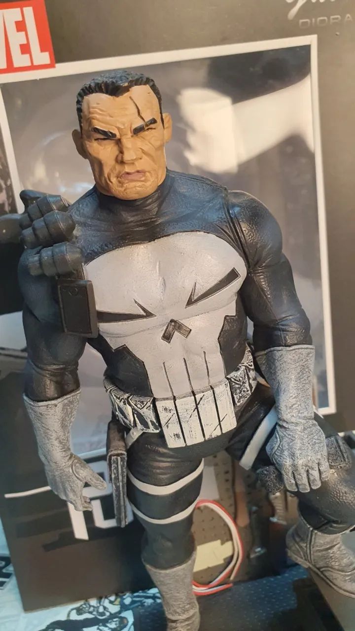Justiceiro(Punisher) Diamond Select - Foto 3