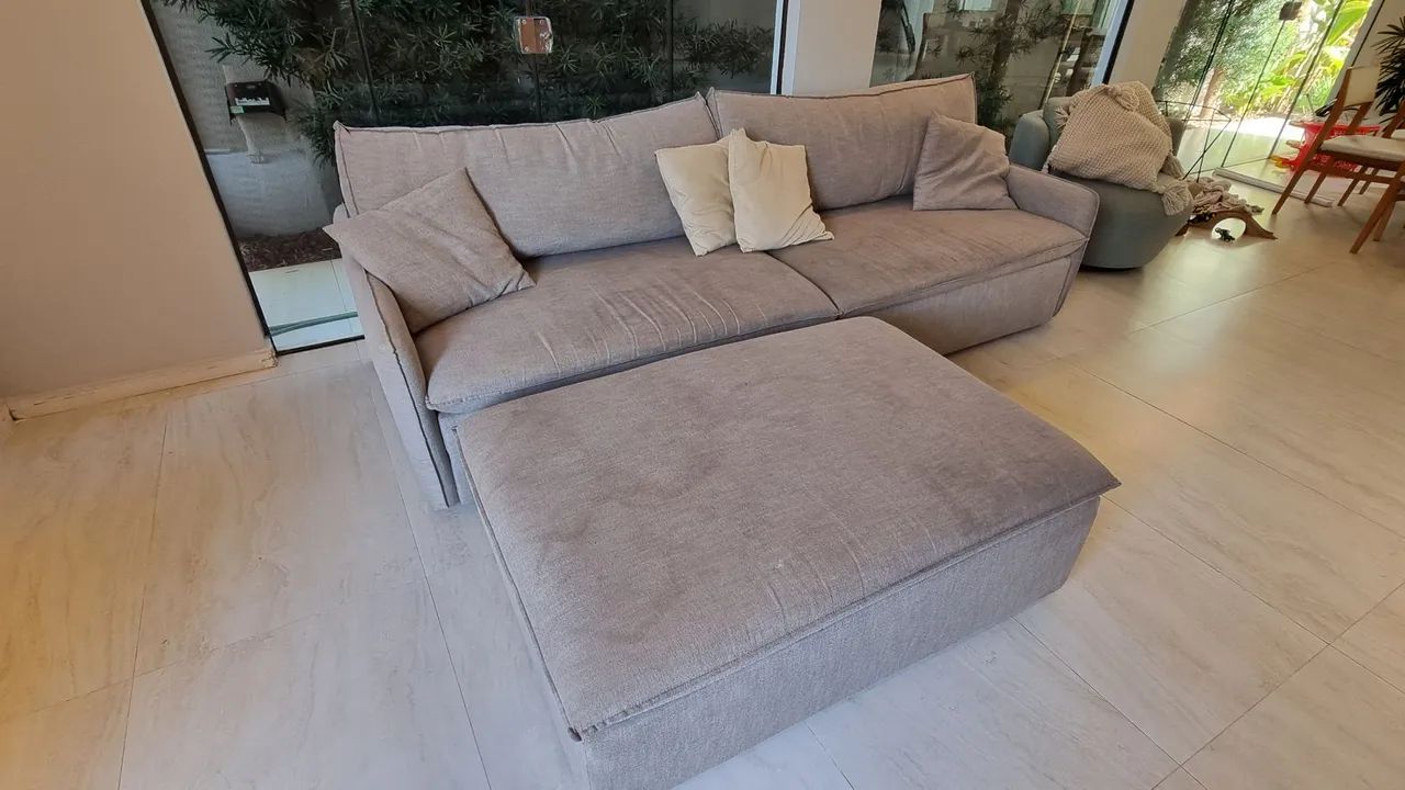 Sofá 2,60m c/ Puff - Foto 5