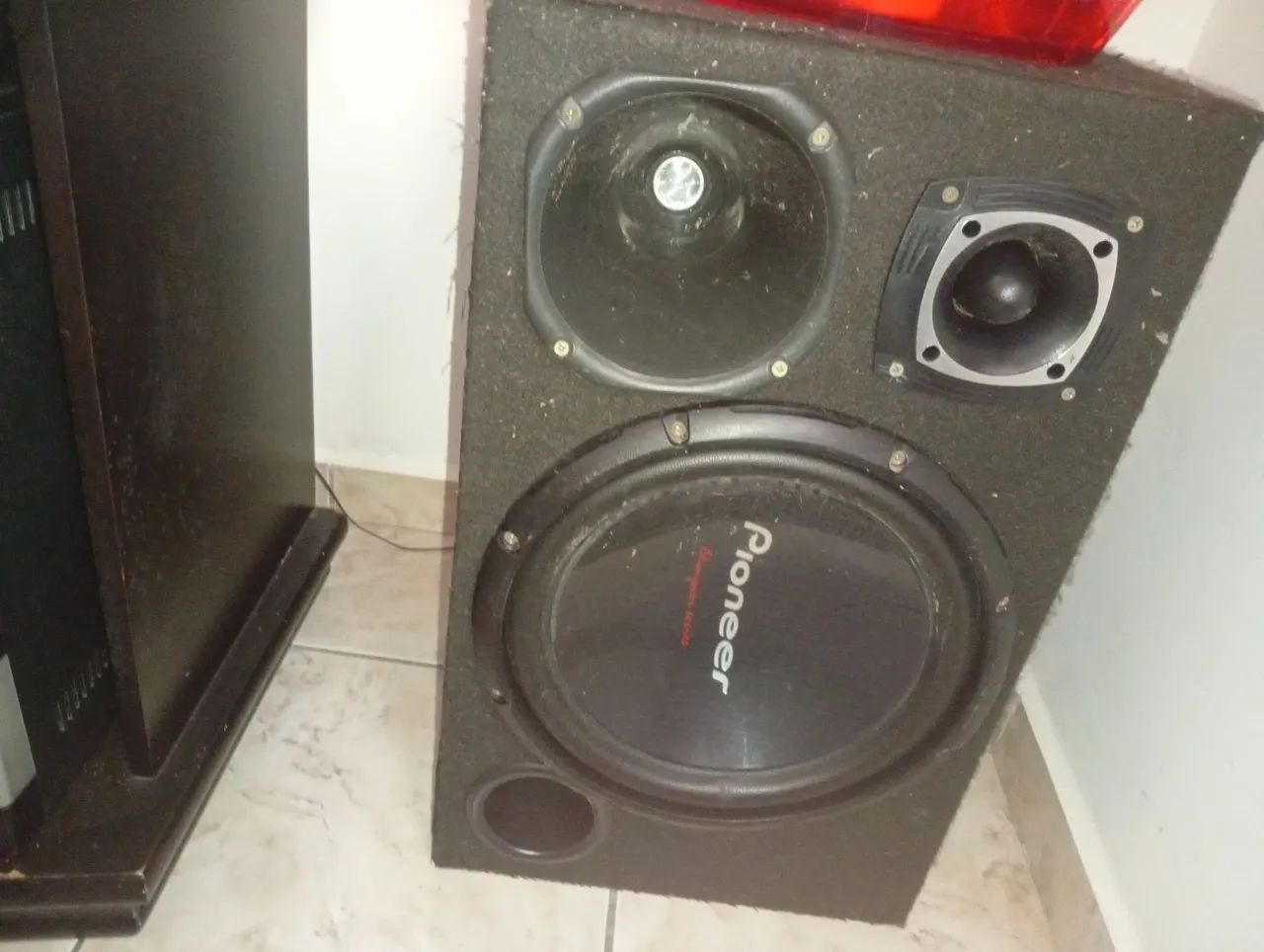 Caixa sub com alto falante da Pioneer de 12 polegadas 400rms - Foto 2