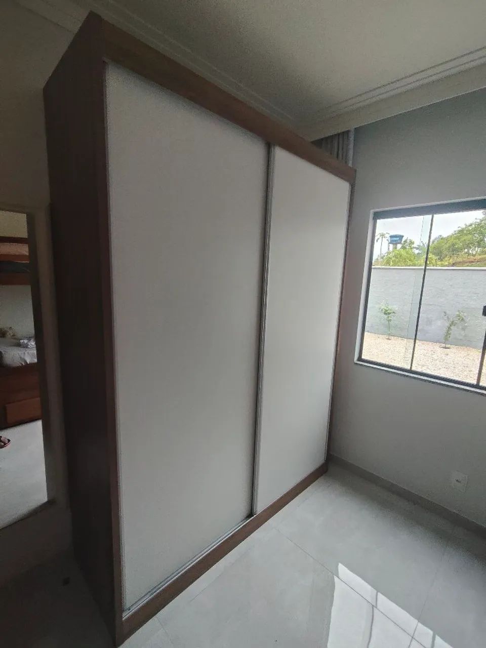 Guarda-roupa 