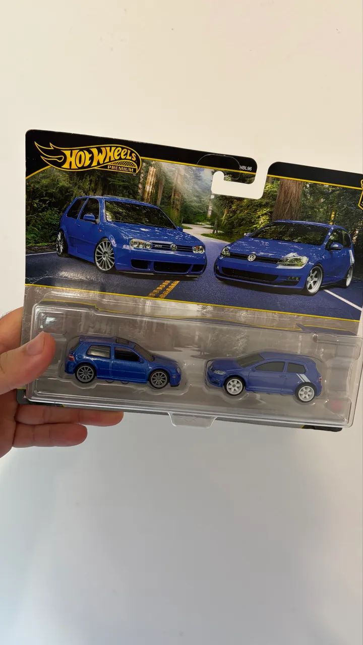 Conjunto Hot Wheels Premium Golf R32 E Mk7