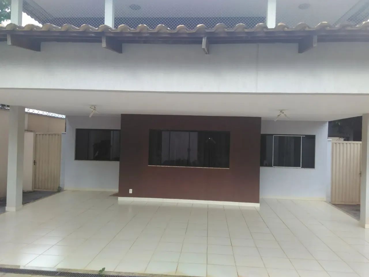 Sobrado para venda com 320 metros quadrados com 4 quartos