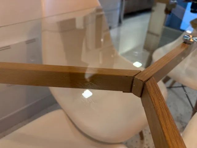 Mesa de vidro + 4 cadeiras - Foto 4