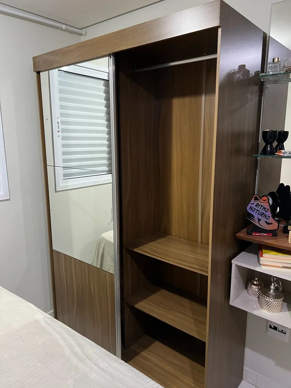 Guarda roupa solteiro  - Foto 3