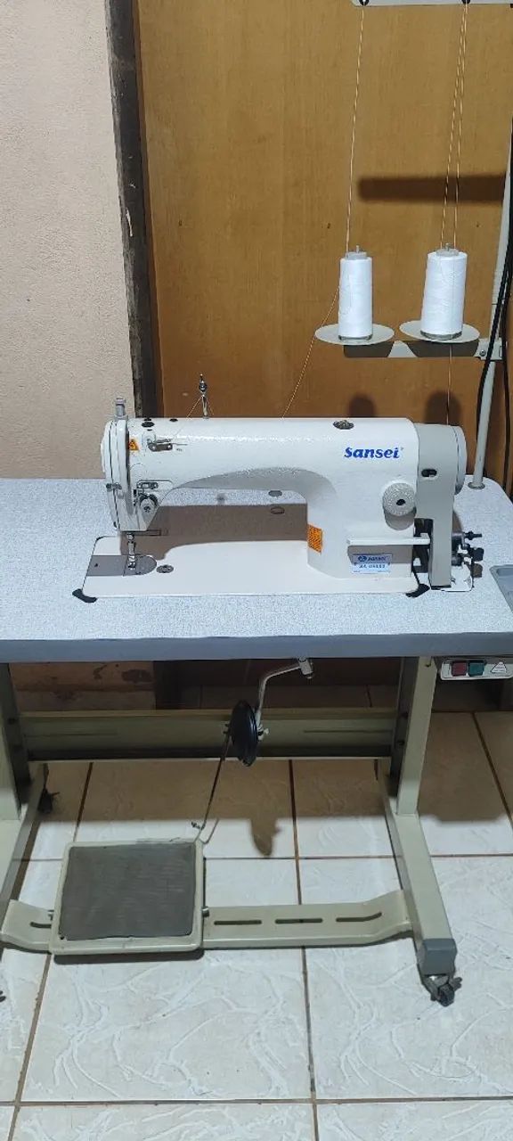 Máquina de costura  - Foto 3