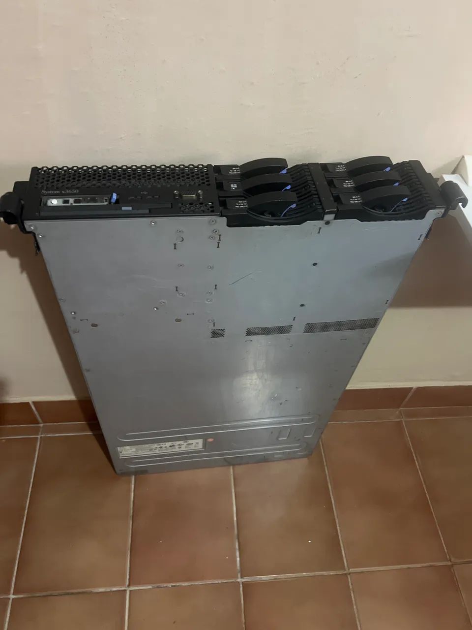 Vendo ou troco servidor IBM SYSTEM  X3650 M1 - Foto 4
