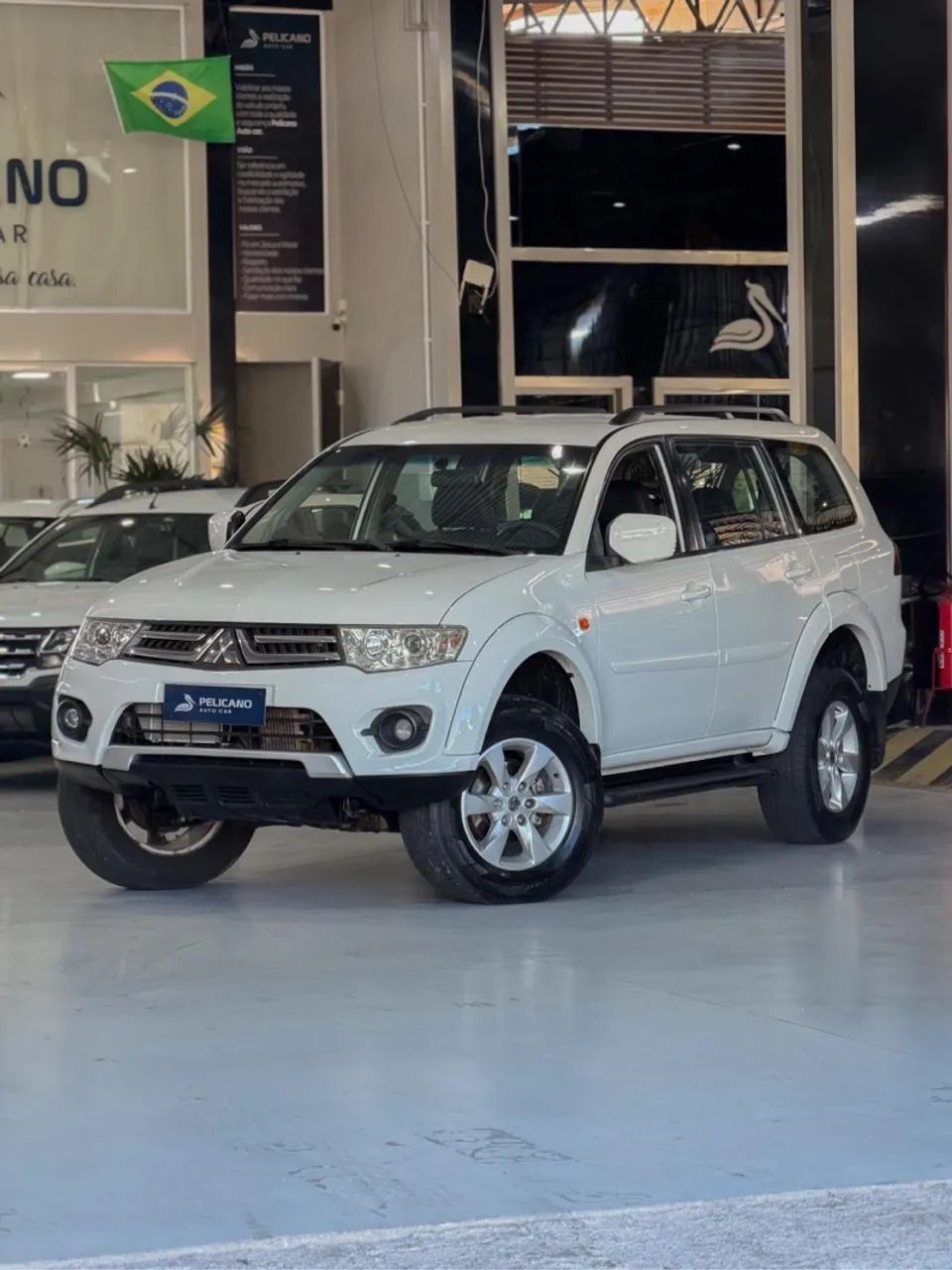 Mitsubishi Pajero 2015