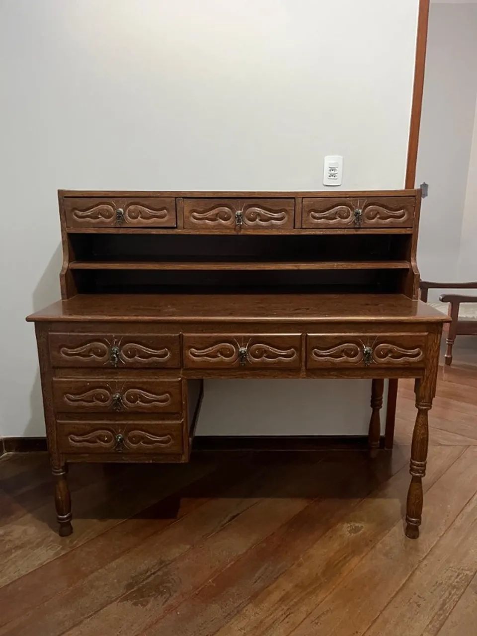Escrivaninha madeira maciça - Foto 2
