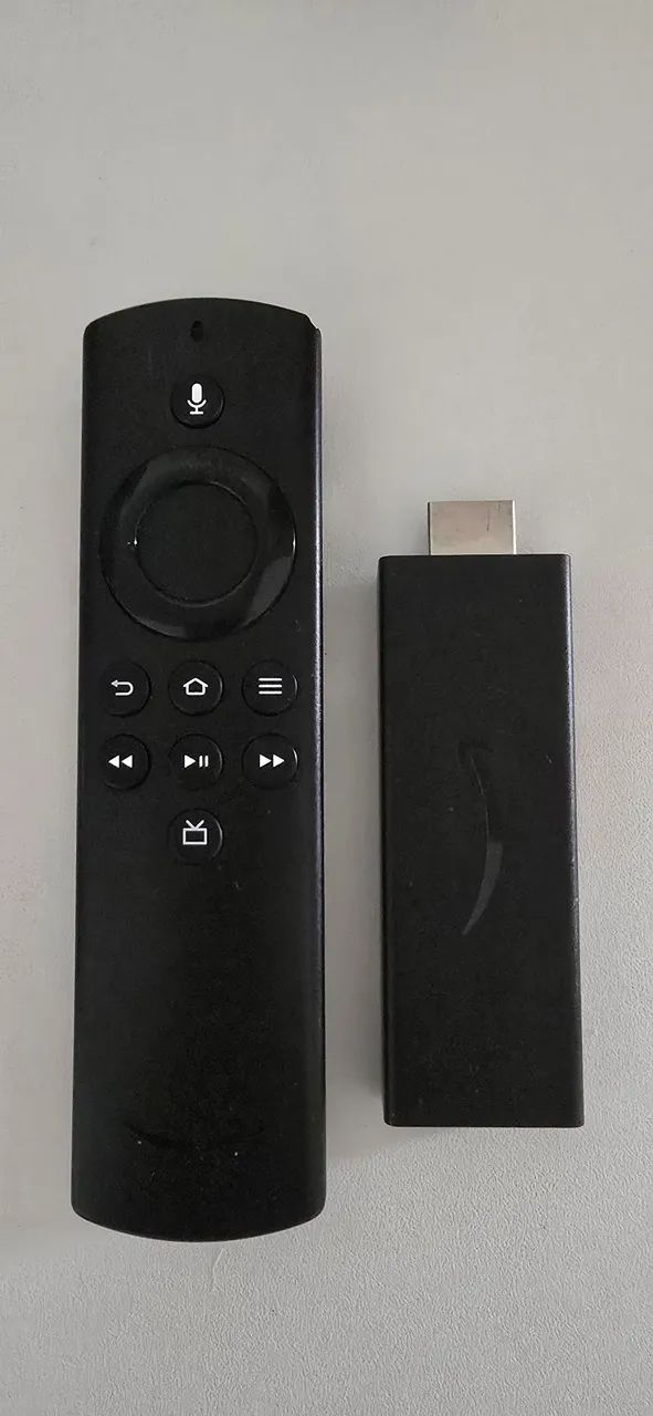 Fire TV Stick Full HD com Alexa - Foto 3