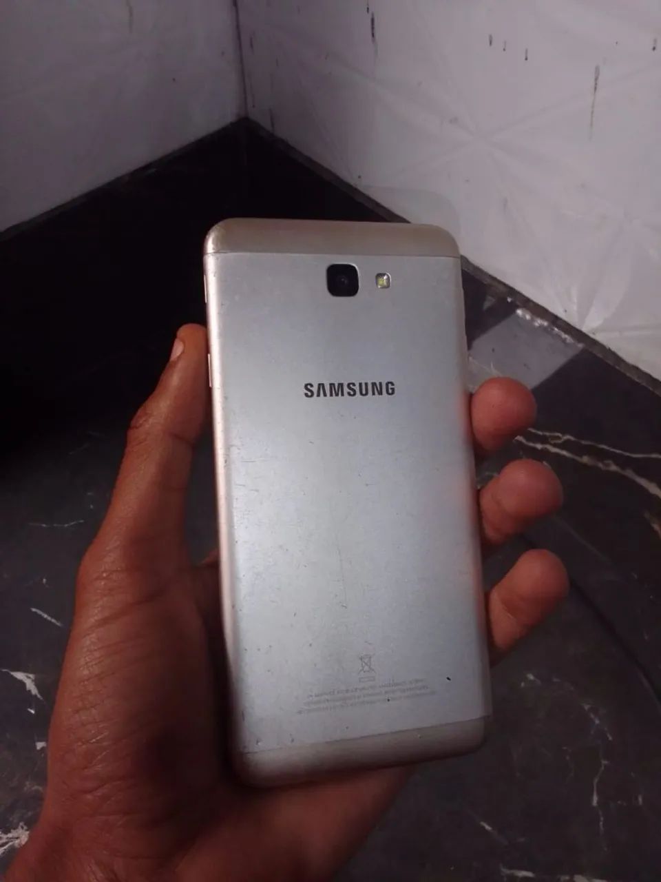 Vendo celular j7 120 - Foto 2