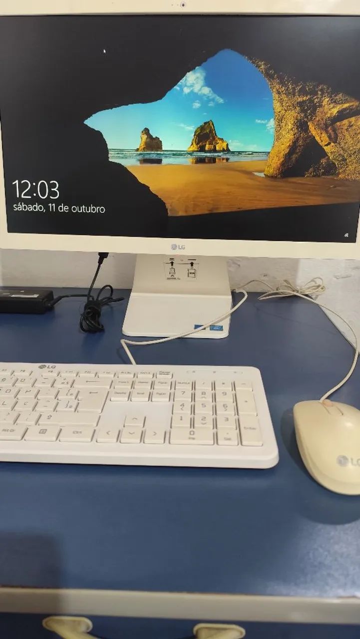 Computador All in One LG Branco