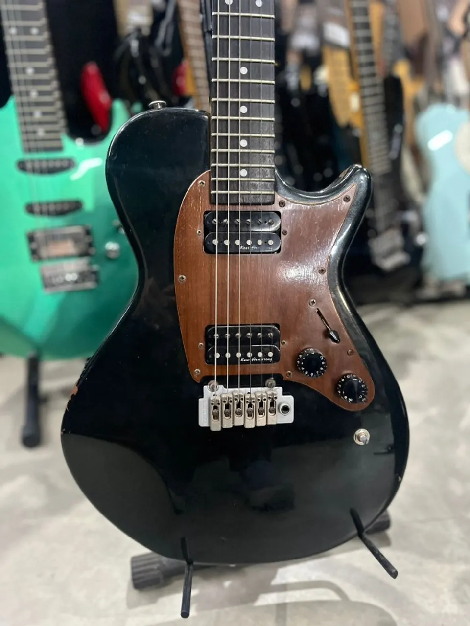 Guitarra Epiphone Nighthawk Custom Reissue - Instrumentos musicais