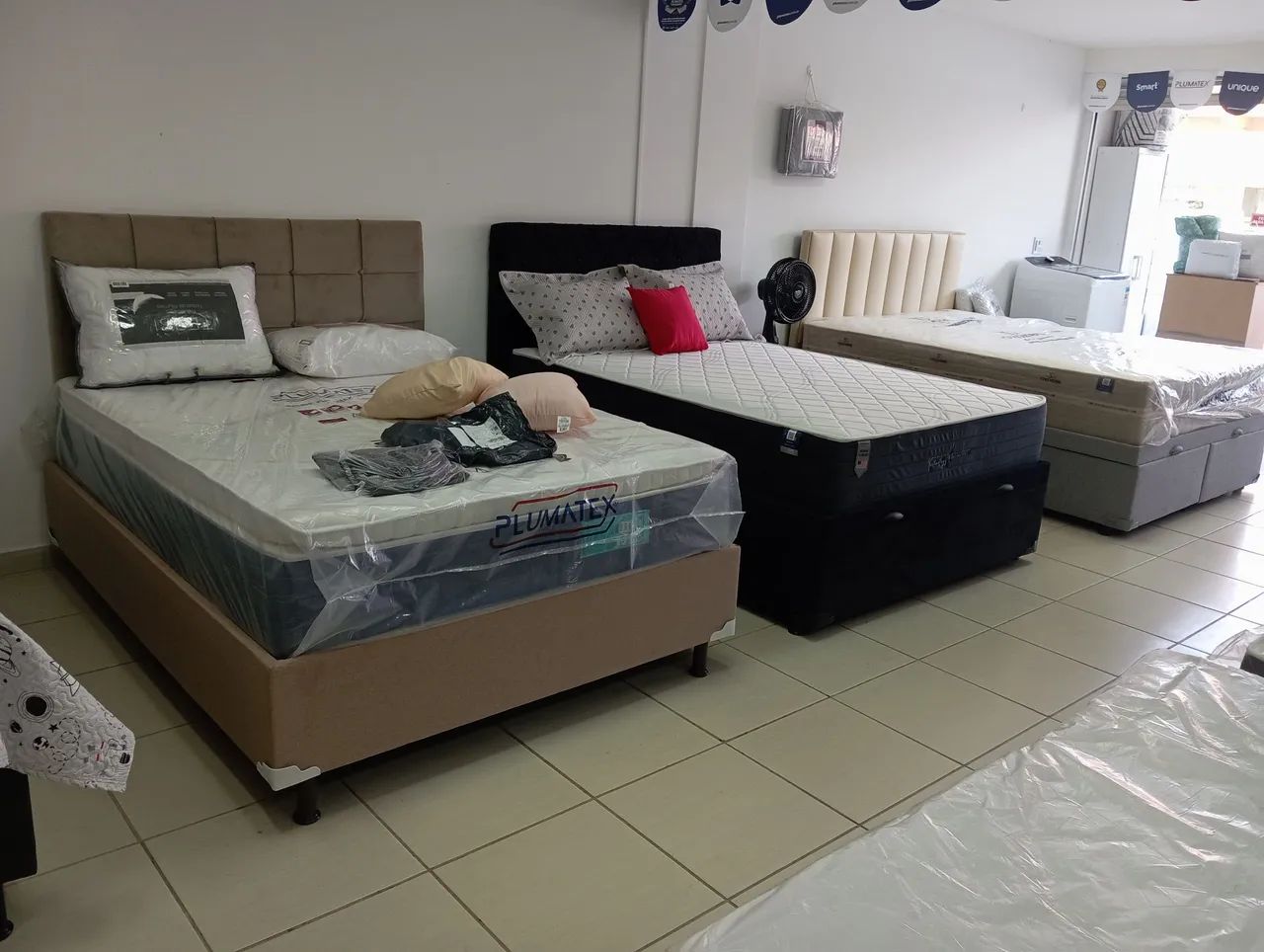 Cama box baú Queen de fábrica  - Foto 3