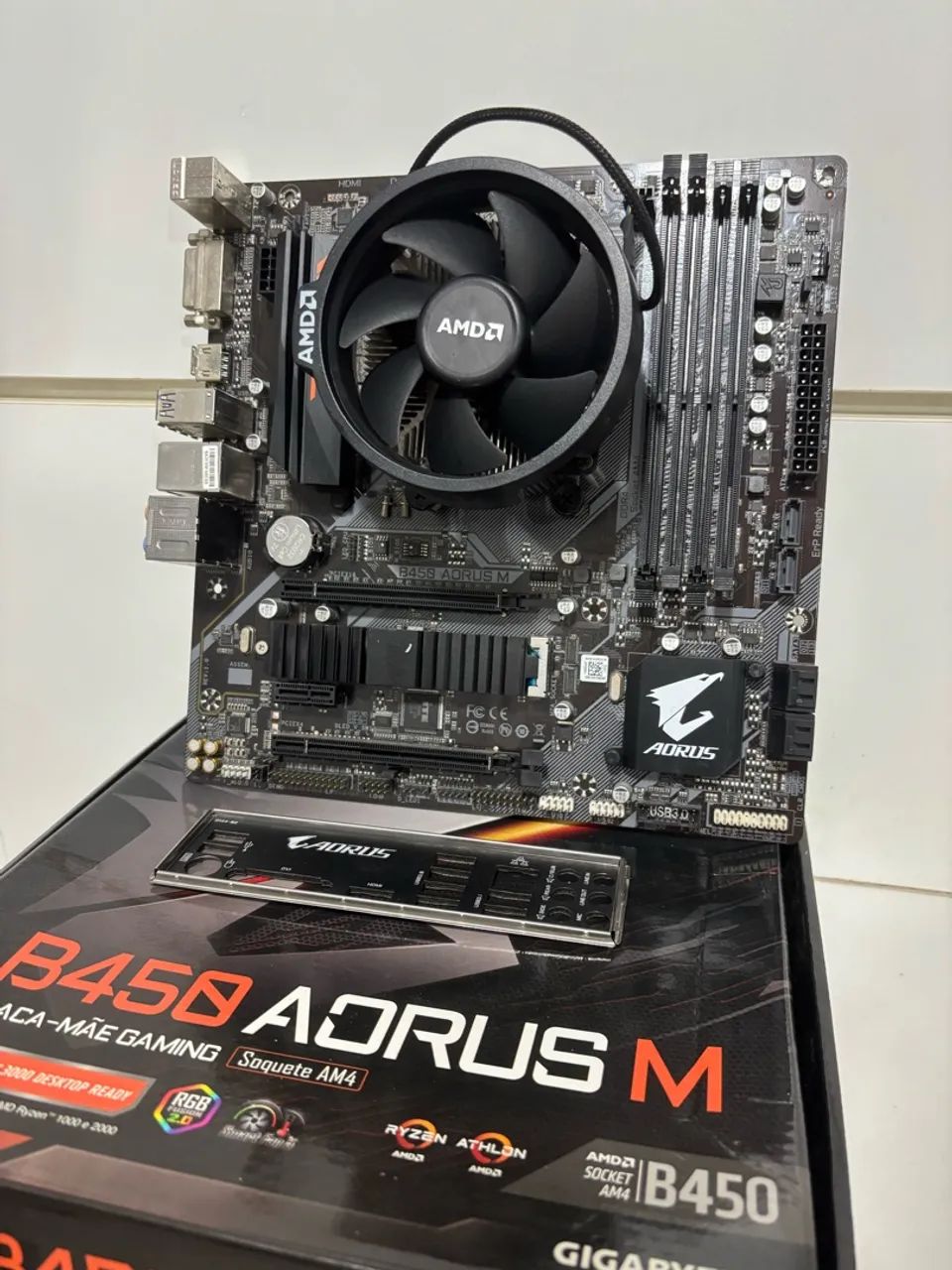Ryzen 7 5700 + B450m Aorus - Foto 2