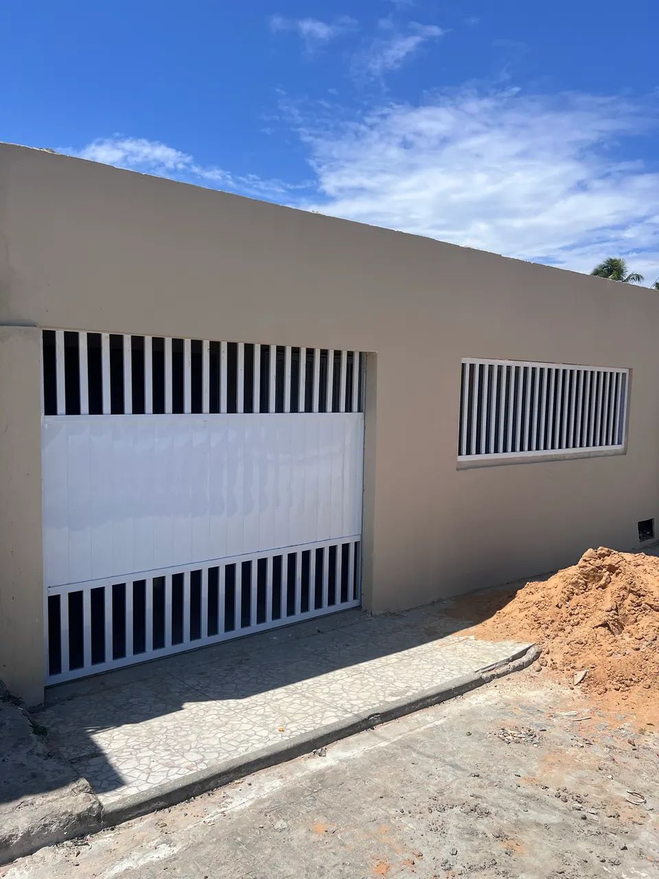 Portão de alumínio 350,00m2