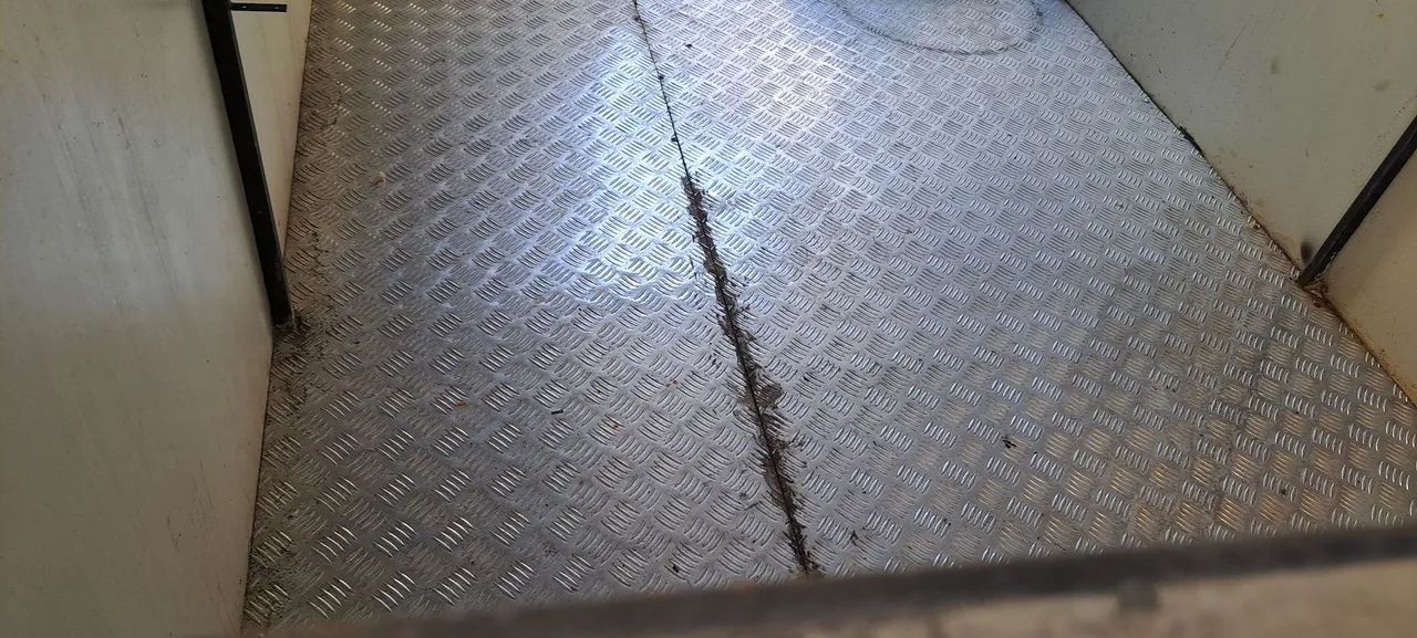 TRAILER EMPLACADO PARA NEGÓCIOS  - Foto 6