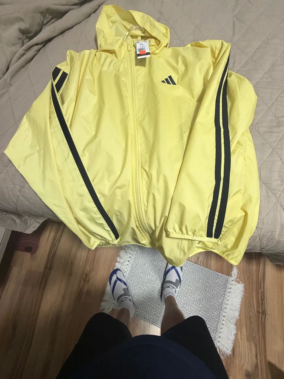 Corta vento Adidas nova sem uso - Foto 2