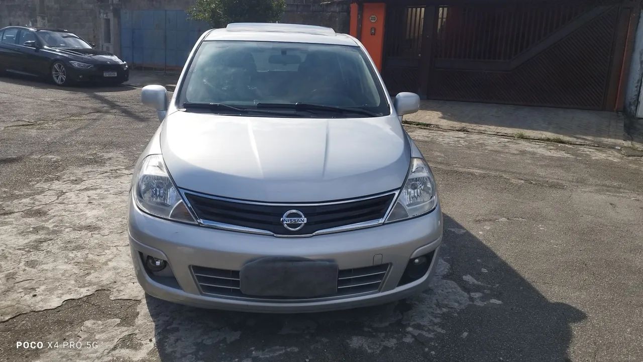 Nissan Tiida TIIDA SL 1.8/1.8 Flex 16V  Mec. 2012