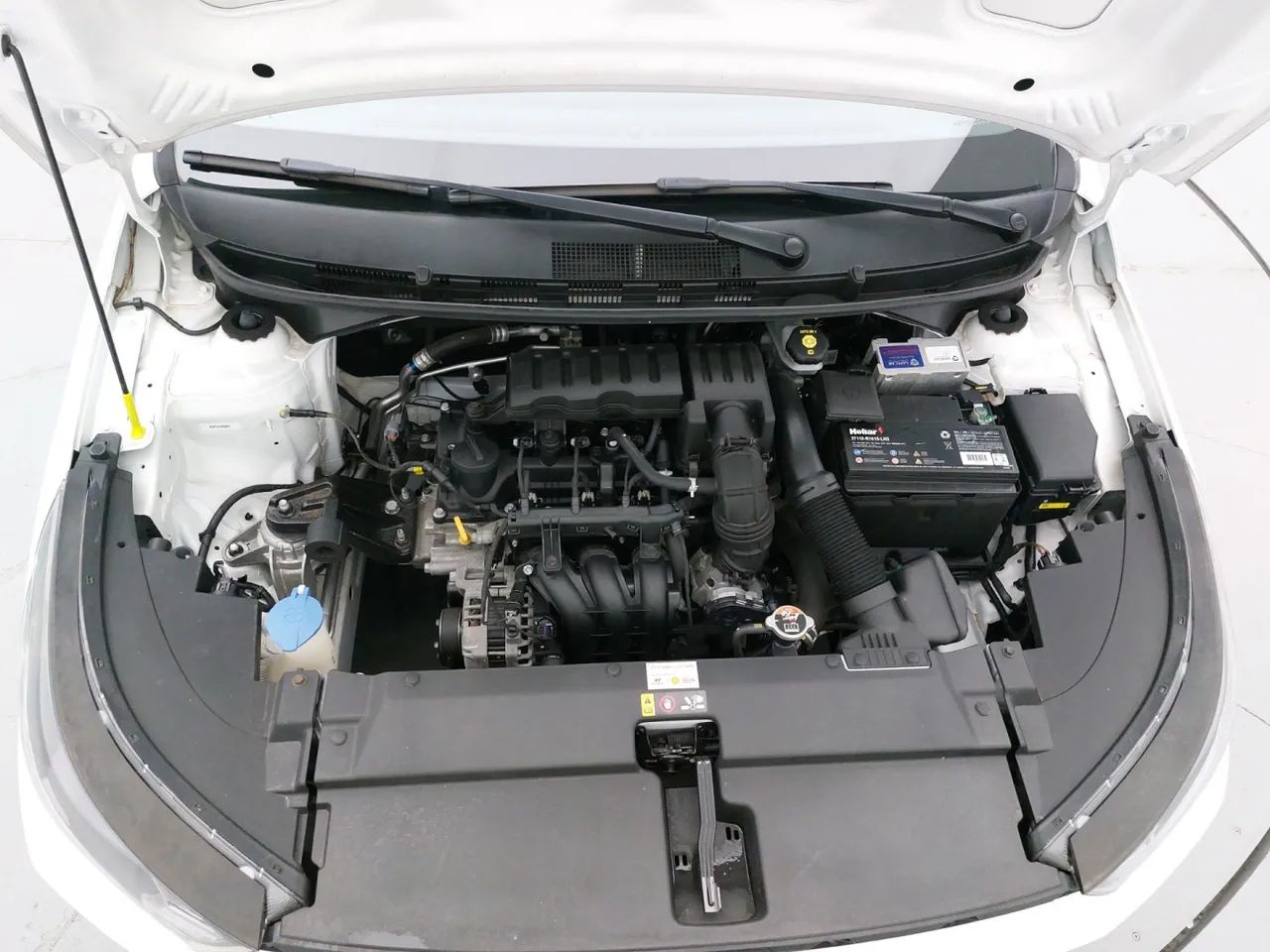 Hyundai HB20 Limited 1.0 Flex 12V Mec., foto 10 de 18