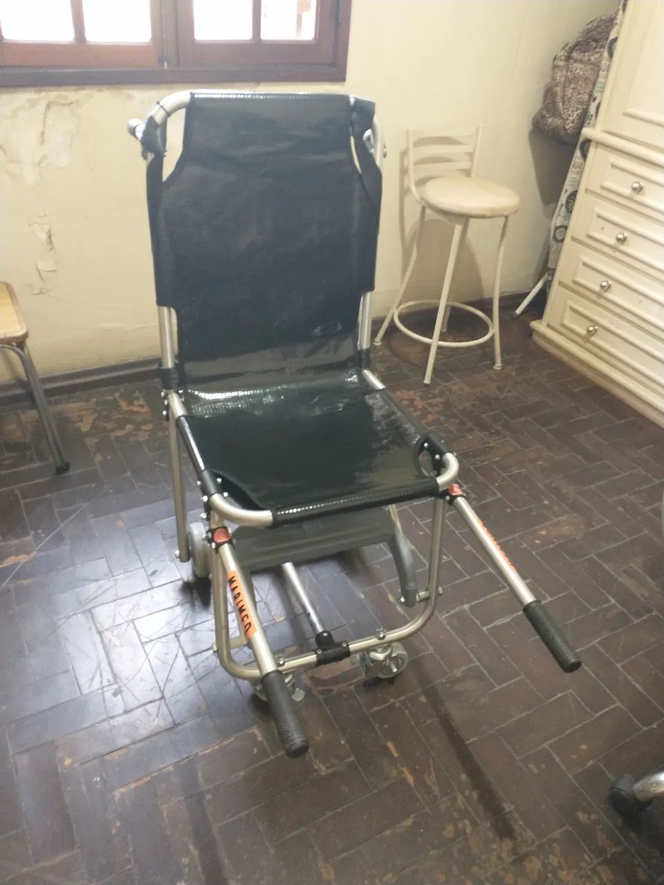 Cadeira de transporte tipo SAMU