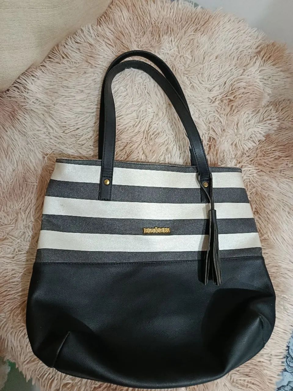 Bolsa Média seminova