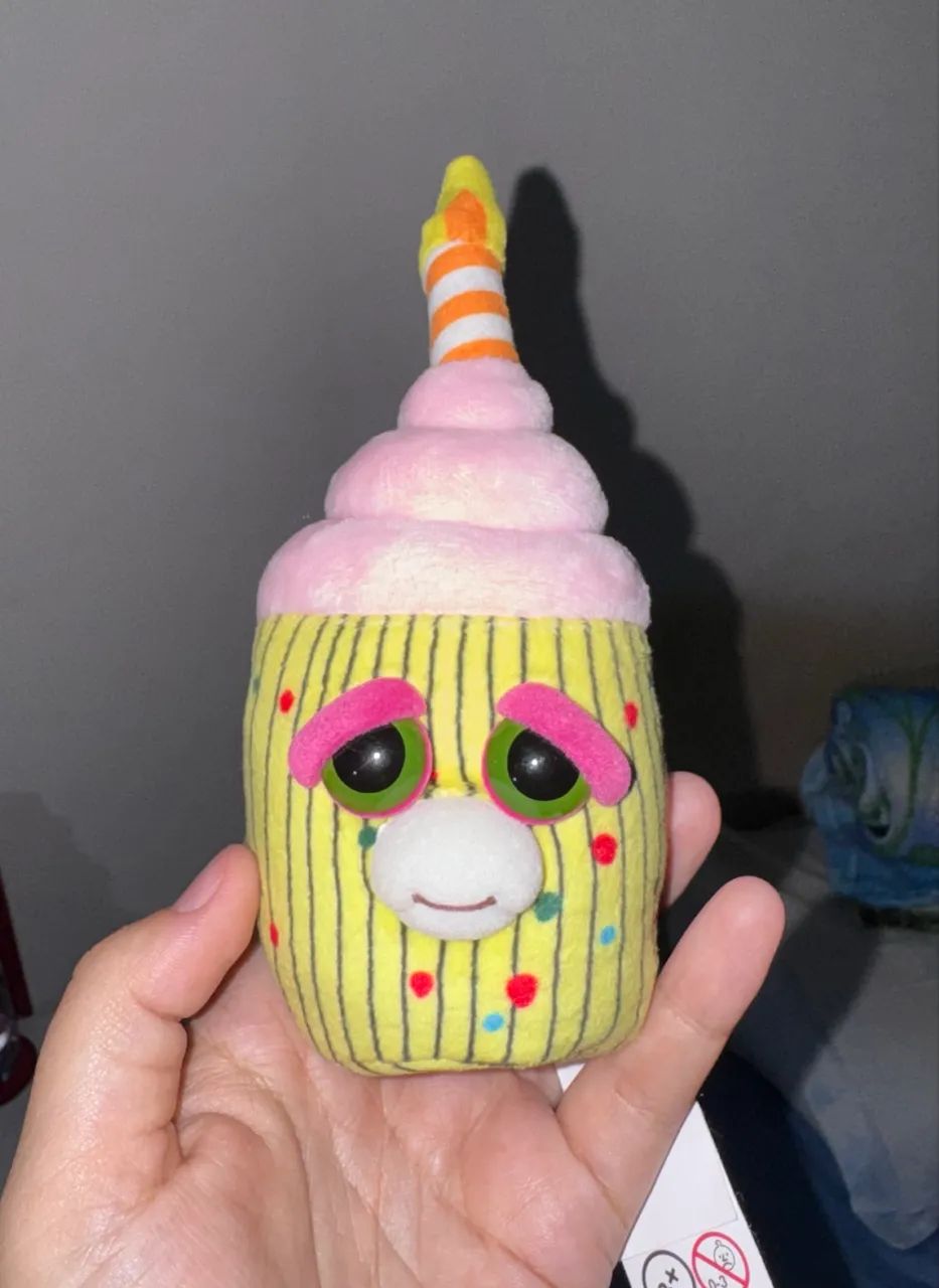 Chaveiro Cupcake Feisty - Br Machine