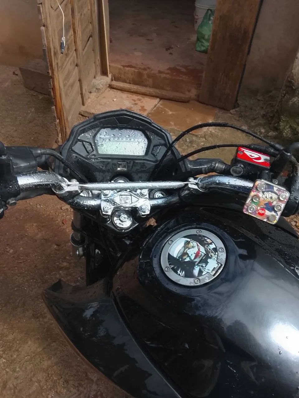 Vendo ou troco em ágio de carro2020 pra cá. Ótimo para o trabalhar. Único dono - Foto 4