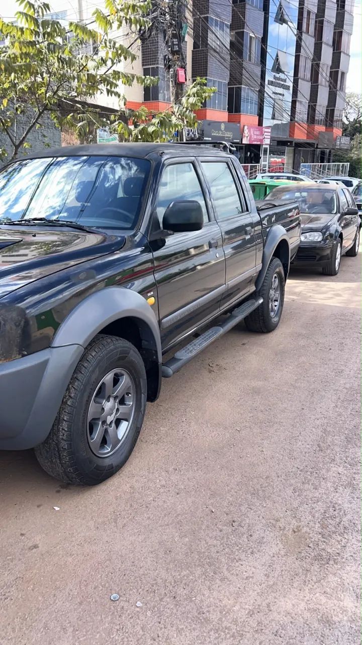 Mitsubishi L200 2012