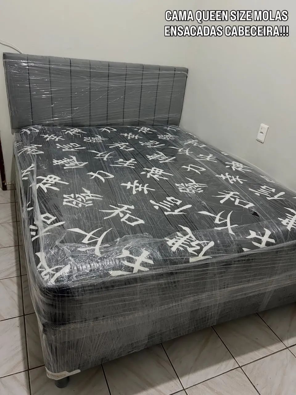 Cama Queen com cabeceira