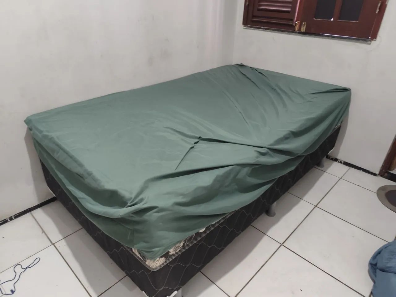 Cama solteirão 